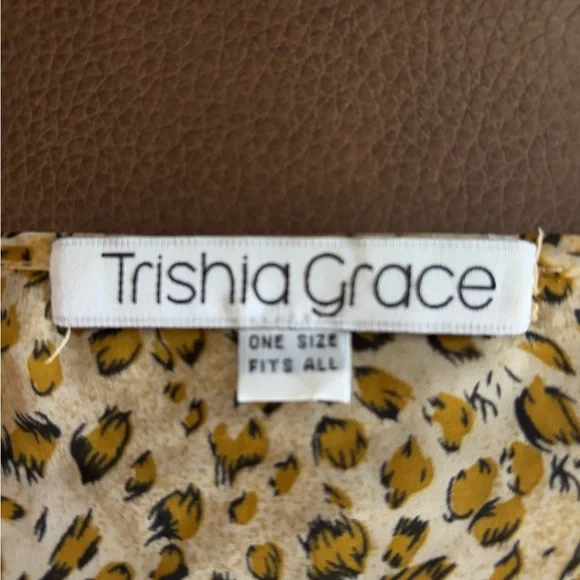 Leopard Print Sheer kimono, wrap, or coverup - Picture 6 of 7